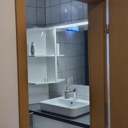 & Kepic, Airport 3* Cerklje na Gorenjskem