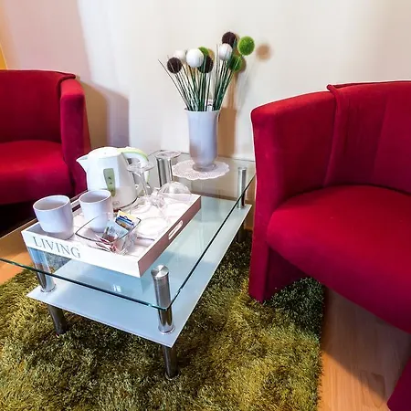 & Kepic, Airport Cerklje na Gorenjskem