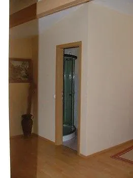 Nocleg ze śniadaniem & Kepic, Airport