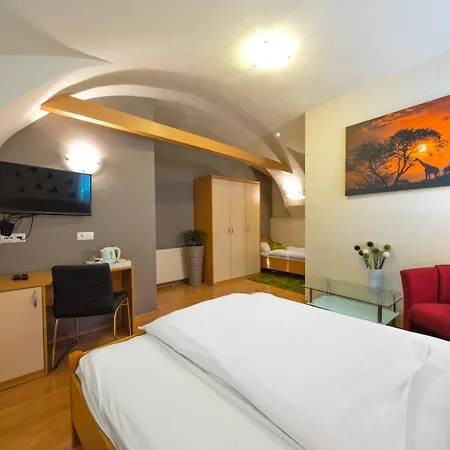 Bed & Breakfast Rooms&apartments Kepic 3*