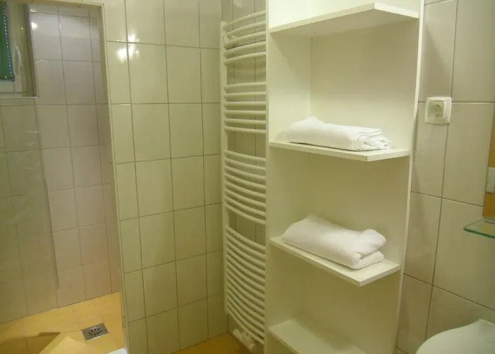 & Kepic, Airport Bed & Breakfast Cerklje na Gorenjskem