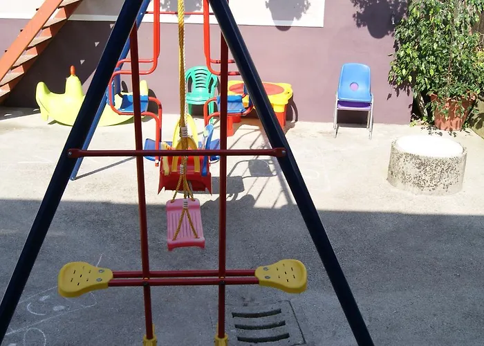 & Kepic, Airport Bed & Breakfast