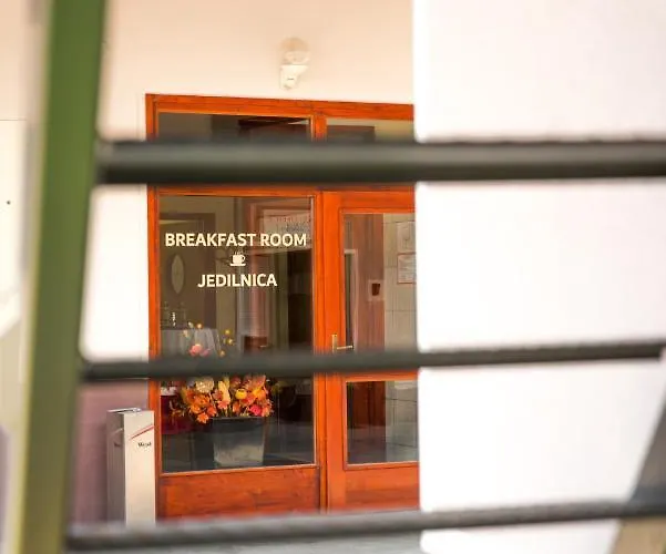 Bed & Breakfast & Kepic, Airport Cerklje na Gorenjskem